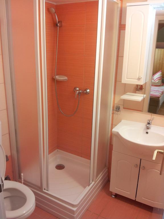 Antal Apartmanok Zalakaros Rom bilde